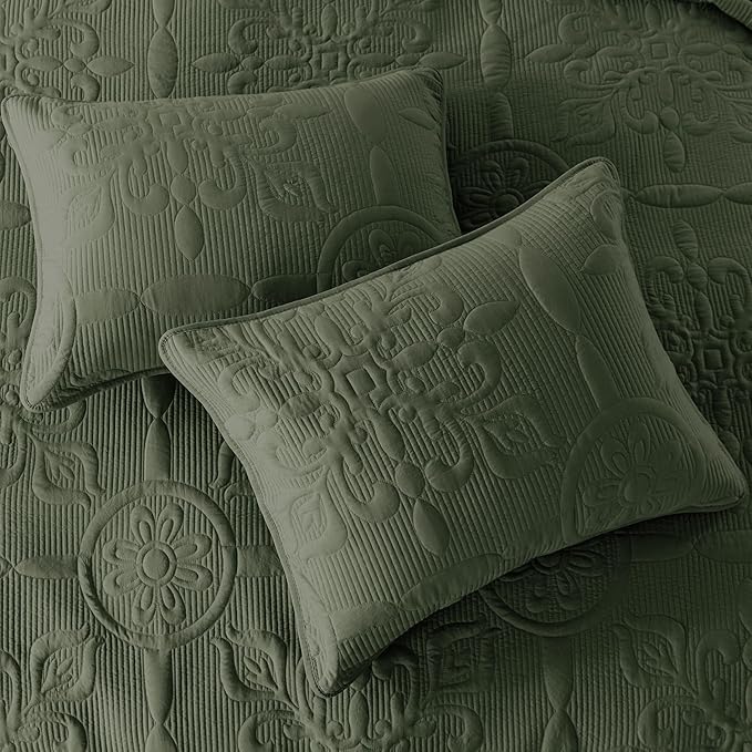 Damask Quilt King Size Bedding Sets with 2 Pillow Shams, Boho Bedspread Lightweight Soft Farmhouse Vintage Bohemian Coverlet Retro Jacquard Pattern Bed Cover for All Season, 3 Pieces, Moss Green