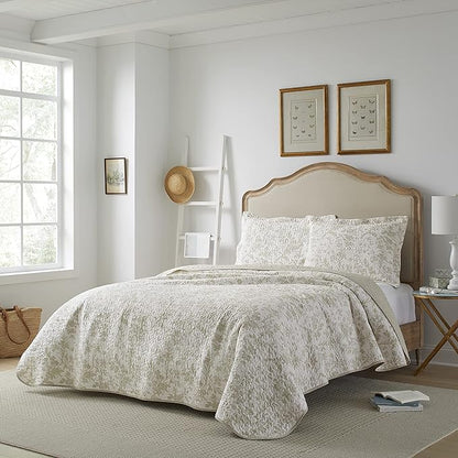 Laura Ashley - Twin Quilt Set, Soft Cotton Bedding with Reversible Design, Medium Weight for Year Round Use, 2 Piece Bed Set with Matching Pillowcase (Amberley Beige)