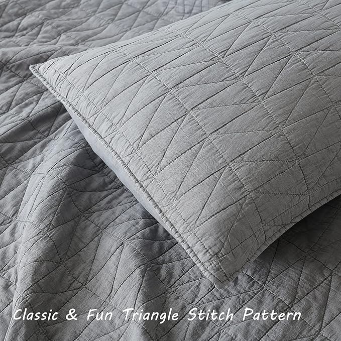 HORIMOTE HOME Quilt Set Queen Size, Stone-Washed Chic Rustic Grey Coverlet with Classic Triangle Stitched Pattern, Ultra Soft Lightweight Quilted Bedspread for All Season, 3 Pieces