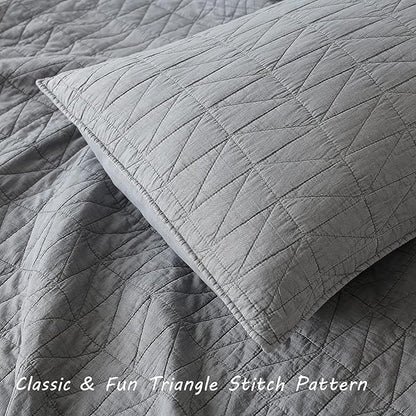 HORIMOTE HOME Quilt Set Twin Size, Stone-Washed Chic Rustic Grey Coverlet with Classic Triangle Stitched Pattern, Ultra Soft Lightweight Quilted Bedspread for All Season, 2 Pieces