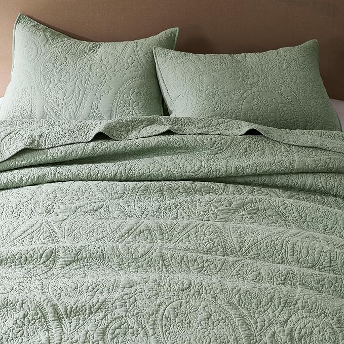 palassio Sage Green Paisley 100% Cotton Quilt Twin Size Bedding Sets with 1 Pillow Sham, Boho Floral Lightweight Farmhouse Country Vintage Soft Bedspread Shabby Chic Coverlet for All Season, 2 Pieces