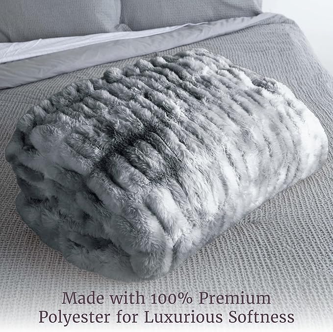 Lavish Home Oversized Ruched Faux Fur Blanket - 60x80-Inch Plush Polyester Faux Fur Queen-Size Throw for Sofas and Beds - Luxurious Bedding (Silver)