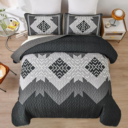 Dintszyayue Black Quilt Set Boho California King Size,3 Piece Aztec Texture Bedspread Coverlet Set Soft Lightweight Bedding Set Geometric Bohemian Bedspread with 2 Pillowcases(Black,96"x112")