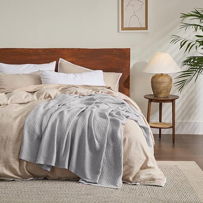 Bedsure Gentlesoft 100% Cotton Blanket Queen Size for Bed - Cooling Breathable and Soft for Spring Summer, Thick Cozy Waffle Weave Blanket Gifts for Women, Grey, 90x90 Inches