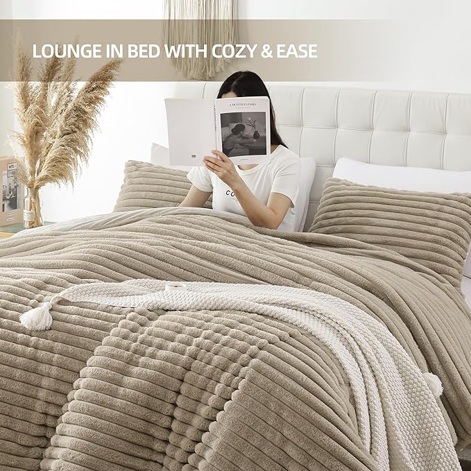 Smoofy Fluffy Full Size Comforter Sets 3 Pieces - Linen Fleece Fluffy Comforter Set, Luxury Fuzzy Full Bedding Set, Soft Comforter Full Size All Season, Heavy Faux Fur Comforter with 2 Pillow Cases