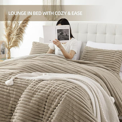 Smoofy Fluffy Full Size Comforter Sets 3 Pieces - Linen Fleece Fluffy Comforter Set, Luxury Fuzzy Full Bedding Set, Soft Comforter Full Size All Season, Heavy Faux Fur Comforter with 2 Pillow Cases