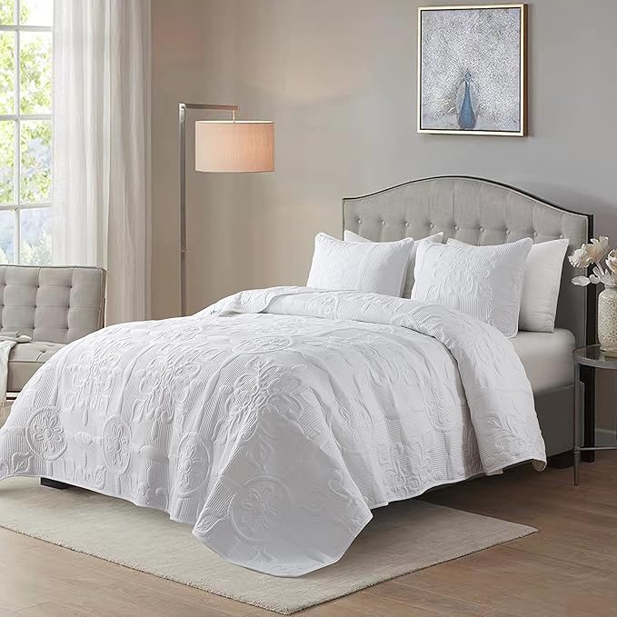 B2EVER White Damask Quilt Twin Size Bedding Sets with 1 Pillow Sham, Boho Bedspread Lightweight Soft Farmhouse Vintage Bohemian Coverlet Retro Jacquard Pattern Bed Cover for All Season, 2 Pieces