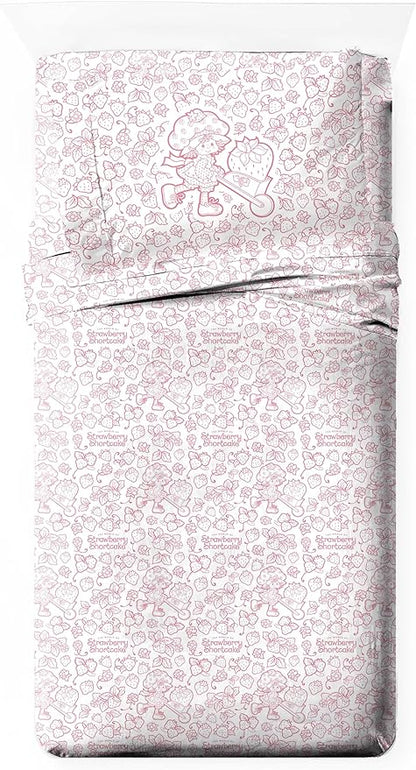 Jay Franco Kids Sheet Set with Fitted, Flat Sheets & Pillow Cover - Ultra-Soft Bedding with Pillowcase for Room Decor, Pink - Strawberry Shortcake, 3 Piece Twin