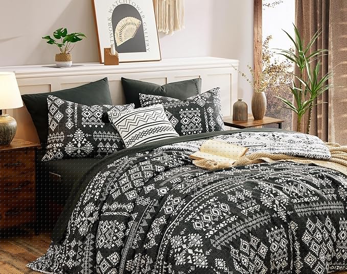 Geniospin Queen Comforter Set - 7 Pieces Reversible Bedding Set, Boho Bed in A Bag, Lightweight Soft Aztec Bedding, All Season Bed Comforter Set with Sheets, Pillowcases & Shams