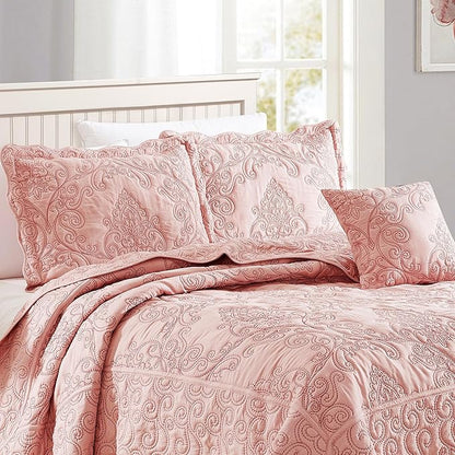 Home Soft Things Damask 4 Piece Bedspread Set, Scalloped Edge Reversible Quilt Coverlet Comforter Prewashed Bedding Set, Matelasse Embossed Floral Solid Pattern,Dusty Pink Oversize Queen(110" x 120")