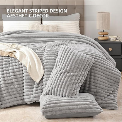 Smoofy Fluffy King Size Comforter Set 3 Pieces - Light Grey Fleece Fluffy Comforter Set, Luxury Fuzzy King Bedding Set, Soft King Bed Set All Season, Heavy Faux Fur Comforter with 2 Pillow Cases