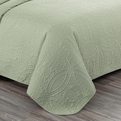 Chezmoi Collection Austin 3-piece Oversized Bedspread Coverlet Set (King, Sage) | Oversized, Lightweight, Fade Resistant