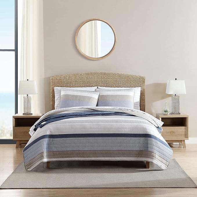 Nautica - Twin Quilt Set, Soft & Breathable Cotton Bedding with Medium Weight Feel, Reversible 2 Piece Bed Set with Matching Pillowcase (Galewood Blue)
