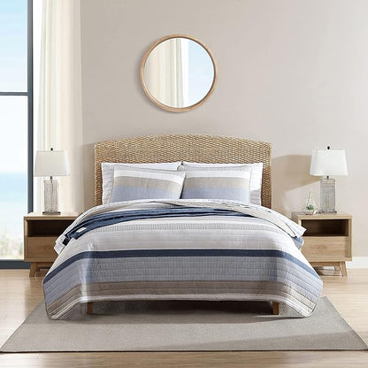 Nautica - Twin Quilt Set, Soft & Breathable Cotton Bedding with Medium Weight Feel, Reversible 2 Piece Bed Set with Matching Pillowcase (Galewood Blue)