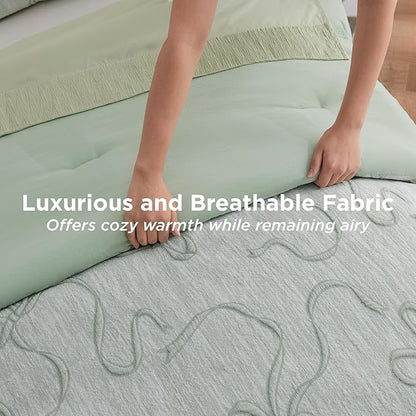 Bedsure Sage Green King Size Comforter Set, GentleSoft™ 3 Pieces Breathable Bow Comforter Set Women with 2 Pillow Shams, Cute King Bedding Set Room Decor Aesthetic Bedroom Decor, 104x90 Inches