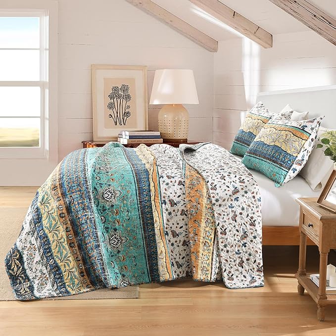 Boho Style King Quilt Set Yellow Bohemian Floral Strip Quilt Beddding Set, Soft and Lightweight Bedspread for All Season, Oversize King Bed Coverlet with 2 Matching Pillow Shams (3 Pieces)