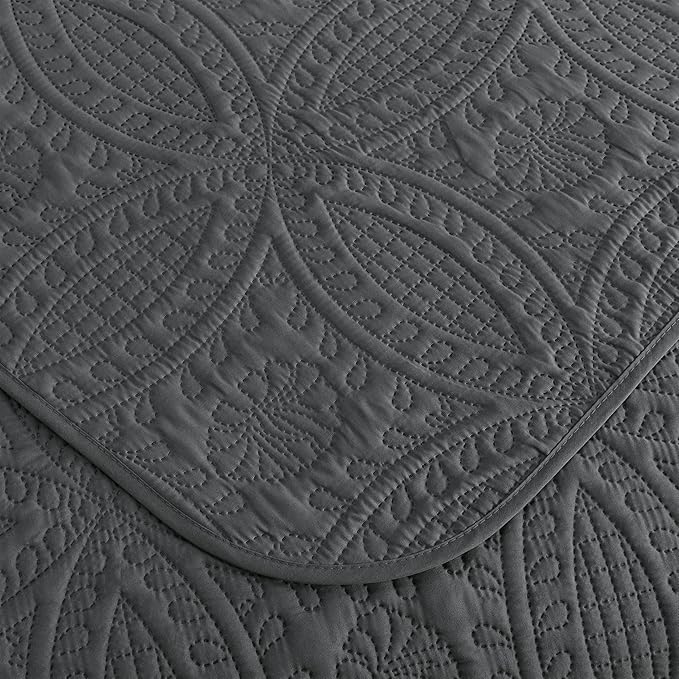 Chezmoi Collection Austin 3-piece Oversized Bedspread Coverlet Set (King, Charcoal) | Oversized, Lightweight, Fade Resistant
