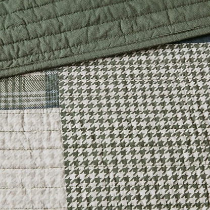 Woolrich Mill Creek Reversible Quilt Set - Cottage Styling Reversed to Solid Color, All Season Lightweight Coverlet, Cozy Bedding Layer, Matching Shams, Oversized Full/Queen, Plaid Green 3 Piece