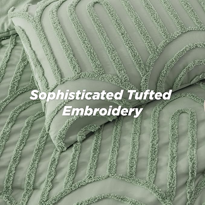 Bedsure Boho Tufted Green Comforter Full Size, GentleSoft™ 3 Pieces Boho Farmhouse Decor Bedding, Arch Shabby Chic Bedding for All Seasons, 1 Bed Comforter, 2 Pillow Shams, 82x86 Inches