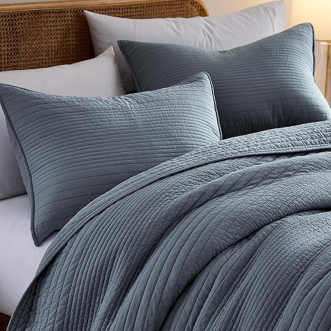 palassio Striped Blue Grey 100% Cotton Quilt Twin Size Bedding Sets, Lightweight Crinkly Channel Pick Stitch Textured Bedspread Soft Shabby Chic Farmhouse Country Coverlet for All Season, 1 Sham