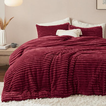Bedsure Twin/Twin XL Size Comforter - GentleSoft™ 2 Pieces Double-Side Fleece Fluffy Dark Red Comforter Set, Cozy Striped Room Decor Aesthetic Luxury Twin Bedding Sets, 1 Pillowcase, 68x88 Inches