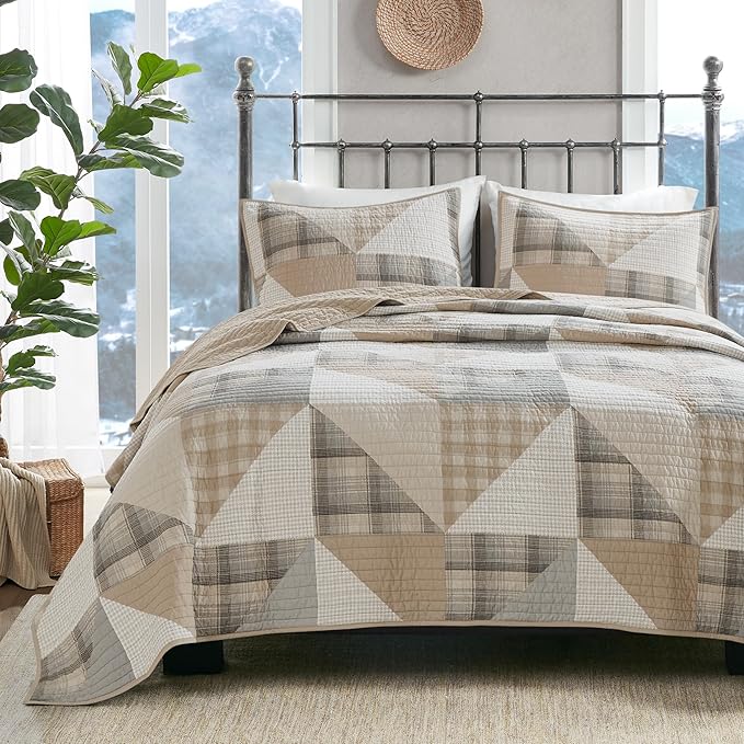 Woolrich Olsen Reversible Quilt Set - Cottage Styling Reversed to Solid Color, All Season Lightweight Coverlet, Cozy Bedding Layer, Matching Shams, Oversized King/Cal King Geometric Plaid Tan 3 Piece