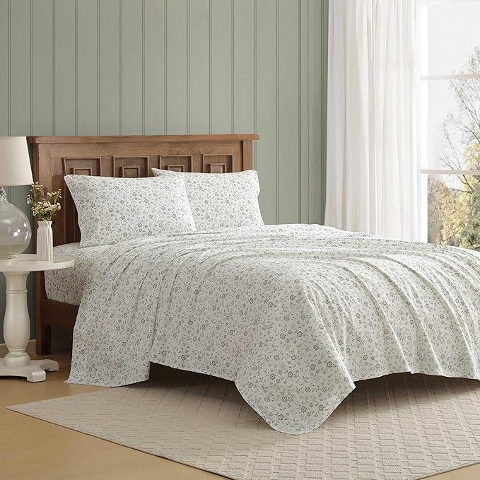 Laura Ashley - Full Sheet Set, Crisp & Cool Cotton Percale Bedding with Deep Pockets, Lightweight for Year Round Comfort, Bed Sheets with Matching Pillowcases (Miranda Green)