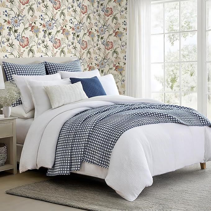 Levtex Home - Camden Gingham Stitch Navy Quilt Set - King Quilt (106x92in) and 2 King Shams (20x36in) - Textured Gingham - Navy and White - Reversible - Cotton | Textured