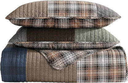 Eddie Bauer - Full/Queen Quilt Set, Premium Cotton Reversible Bedding with Matching Shams, Patchwork Luxurious Bedding Set (Classic Patchwork Green, Full/Queen)