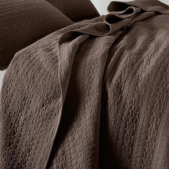 HORIMOTE HOME Quilt Set Queen Size Chocolate, Soft Lightweight Pre-Washed Microfiber Circle Stitches Queen Quilt Bedding Set, All Season Spring Summer Bedspread Coverlet, 2 Pillow Shams, 90x96 Inches