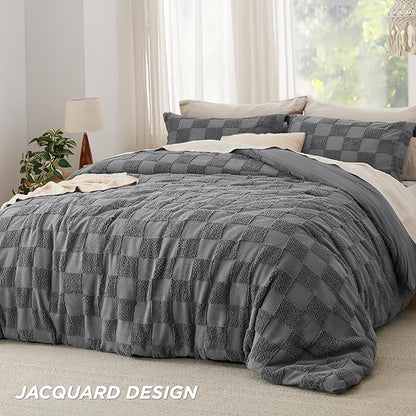 Bedsure King Size Comforter Set Dark Grey, Boho Tufted Bed Set, Checkered Farmhouse Shabby Chic Bedding, 3 Pieces, 1 Plaid Geometric Comforter and 2 Pillow Shams