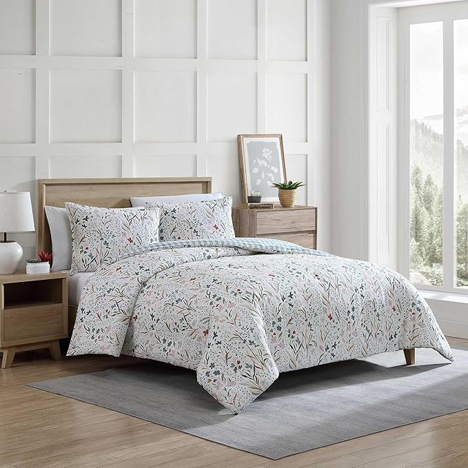 Eddie Bauer - Twin Comforter Set, Reversible Cotton Bedding with Matching Sham, Floral Print with Plaid Reverse, Medium-Weight, Dorm Essentials (Woodland Forest Grey)
