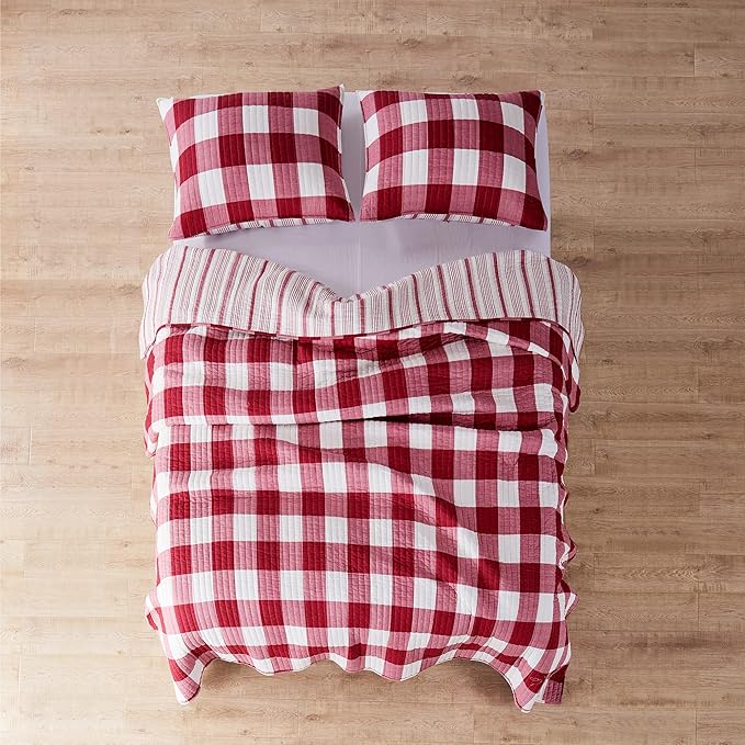 Levtex Home - Camden Quilt Set -King Quilt + Two King Pillow Shams - Buffalo Check in Red and Cream - Quilt Size (106 x 92 in.) and Pillow Sham Size (36 x 20 in.) - Reversible Pattern - Cotton