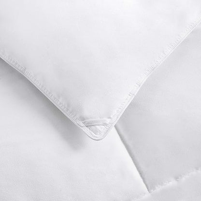 Amazon Basics White Down Alternative Comforter and Duvet Insert with Corner Tabs, Machine Washable, King, All-Season, 102 x 90 inches