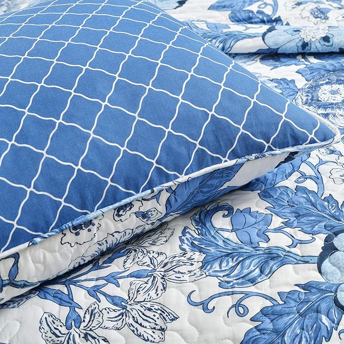 Lush Decor Sydney Reversible Cotton Quilt Set, 3 Piece Set, Full/Queen, Navy & White - Cotton Bedding Set - Navy Floral Quilt - Cottage Decor - Bedding Queen Size