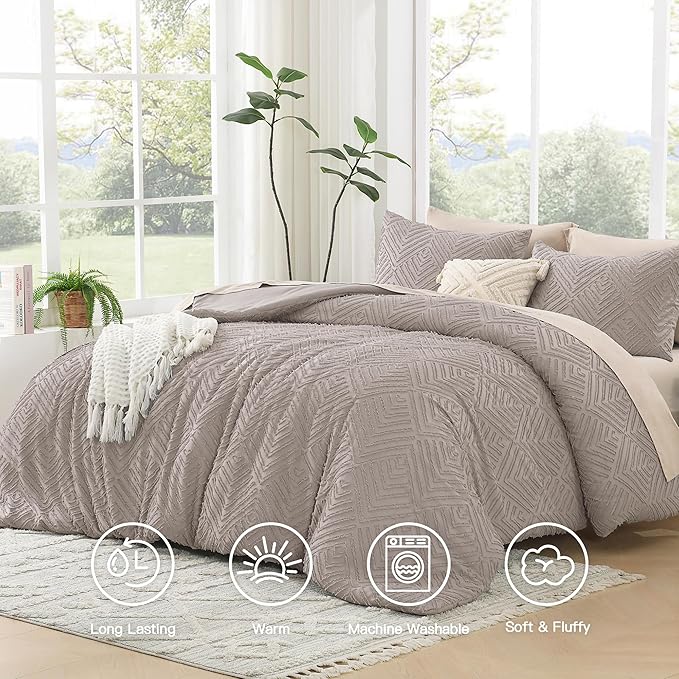 Litanika Queen Comforter Set Rose Coffee, 3 Pieces Cream Tufted Boho Farmhouse Bedding Comforter Sets, Lightweight Fluffy Comforter Bed Set for All Season (90x90In Comforter and 2 Pillowcases)