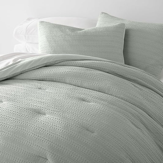 Linen Market Twin Comforter Set (2 Piece) - Soft & Lightweight Down Alternative Comforter & Pillow Sham for Twin Bed