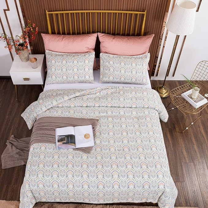 CLOTHKNOW Boho Aztec Queen Comforter Set Ivory Bedding Comforter Sets Geometric Bed Comforter with 2 x Pillow Cases