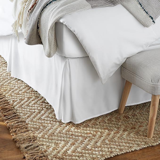 Amazon Basics Lightweight Pleated Bed Skirt, Machine Washable, Wrinkle and Fade Resistant, King, Bright White, 16-Inch Drop