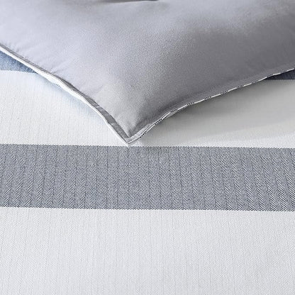 Nautica - King Comforter Set, Soft Yarn-Dyed Cotton Bedding, Medium Weight for Year Round Use, 3 Piece Bed Set with Matching Pillowcases (Fairwater Blue)