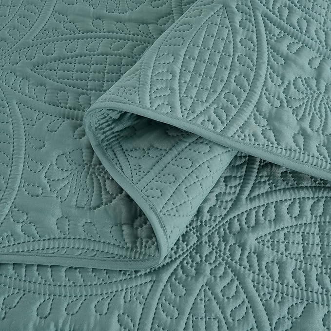 Chezmoi Collection Austin 3-piece Oversized Bedspread Coverlet Set (Queen, Spa Blue) | Oversized, Lightweight, Fade Resistant