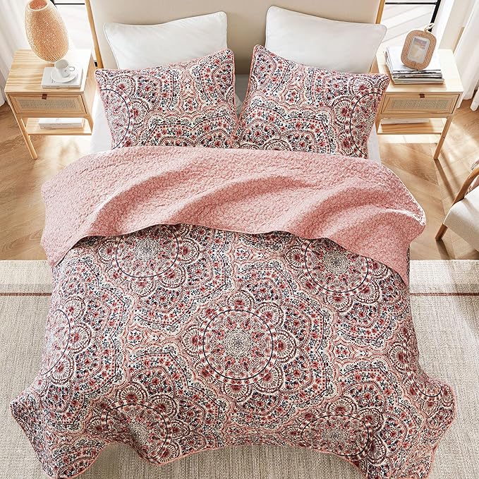 Comfort Spaces Valerie Boho Quilt Set King Pink - Soft Lightweight Bedding with Watercolor Medallion Design, Reversible All Season Quilt for Master Bedroom or Guest Room
