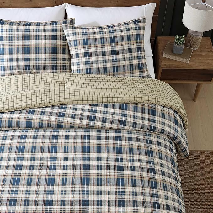 Eddie Bauer - Queen Comforter Set, Reversible Cotton Bedding with Matching Shams, Home Decor for All Seasons (Port Gamble Blue, Queen)