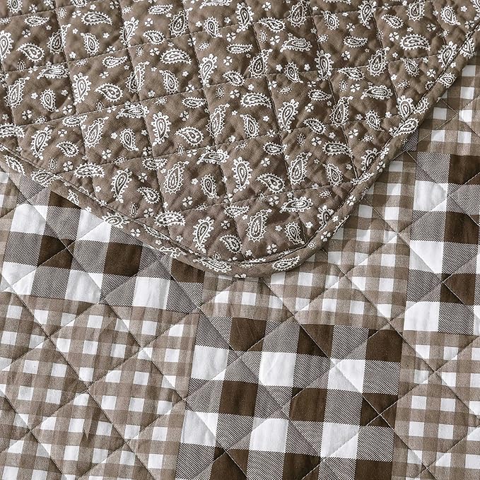 Eddie Bauer - Full/Queen Quilt Set, Reversible Bedding with Matching Shams, Patchwork Luxurious Bedding Set (Gingham Patchwork Brown, Full/Queen)
