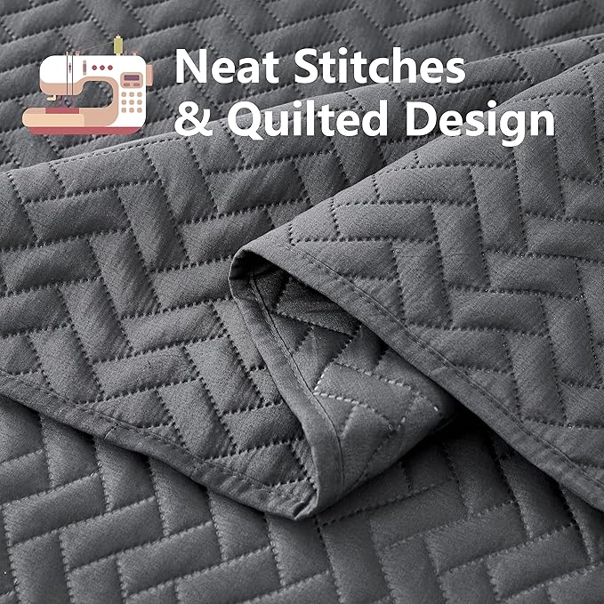 Maple&Stone Quilt Set King Size, Lightweight Charcoal Grey Bedspread Ultrasonic Chevron Pattern Light Coverlet for All Season Comforter Bedding Decor - 3 Piece King Bed Cover Sets