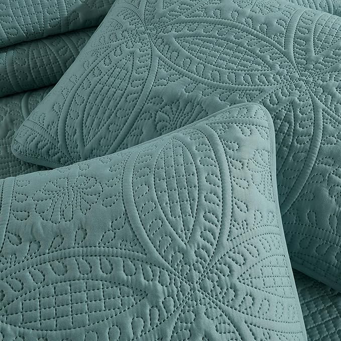 Chezmoi Collection Austin 3-Piece Oversized Bedspread Coverlet Set King, Spa Blue, 118 by 106-Inch | Oversized, Lightweight, Fade Resistant