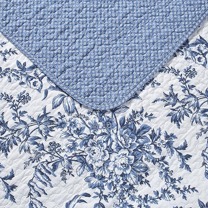 Laura Ashley - Twin Quilt Set, Soft & Reversible Cotton Floral Bedding with a Medium Weight Feel, 2 Piece Bed Set with Matching Pillowcases (Bedford Delft Blue)