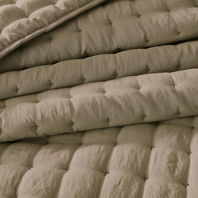WDCOZY King Size Quilt Bedding Sets with 2 Pillow Shams, Lightweight Soft Bedspread Coverlet, Quilted Blanket Thin Comforter Bed Cover for All Season, 3 Pieces, 104x90 inches, Taupe