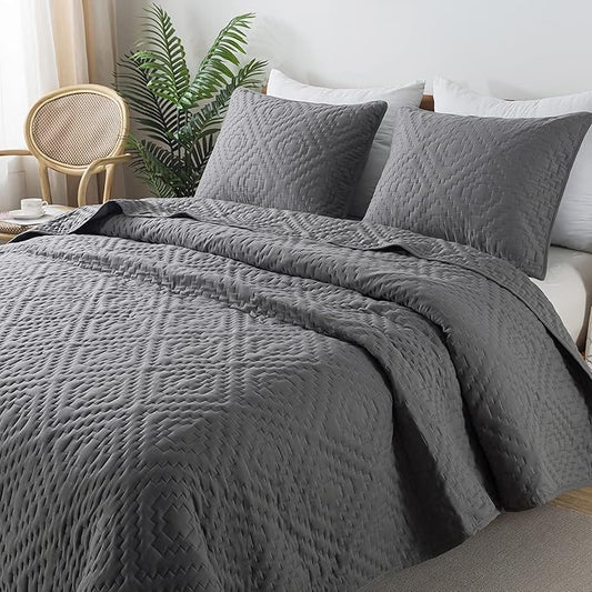 R.SHARE Dark Grey Queen Size Quilt Bedding Sets with Pillow Shams, Boho Full Lightweight Soft Bedspread Coverlet, Quilted Blanket Thin Comforter Bed Cover for All Season, 3 Pieces, 90x90 inches