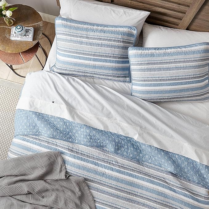 Nautica - Twin Quilt Set, Soft & Breathable Cotton Bedding with Medium Weight Feel, Reversible 2 Piece Bed Set with Matching Pillowcase (Jettison Grey)